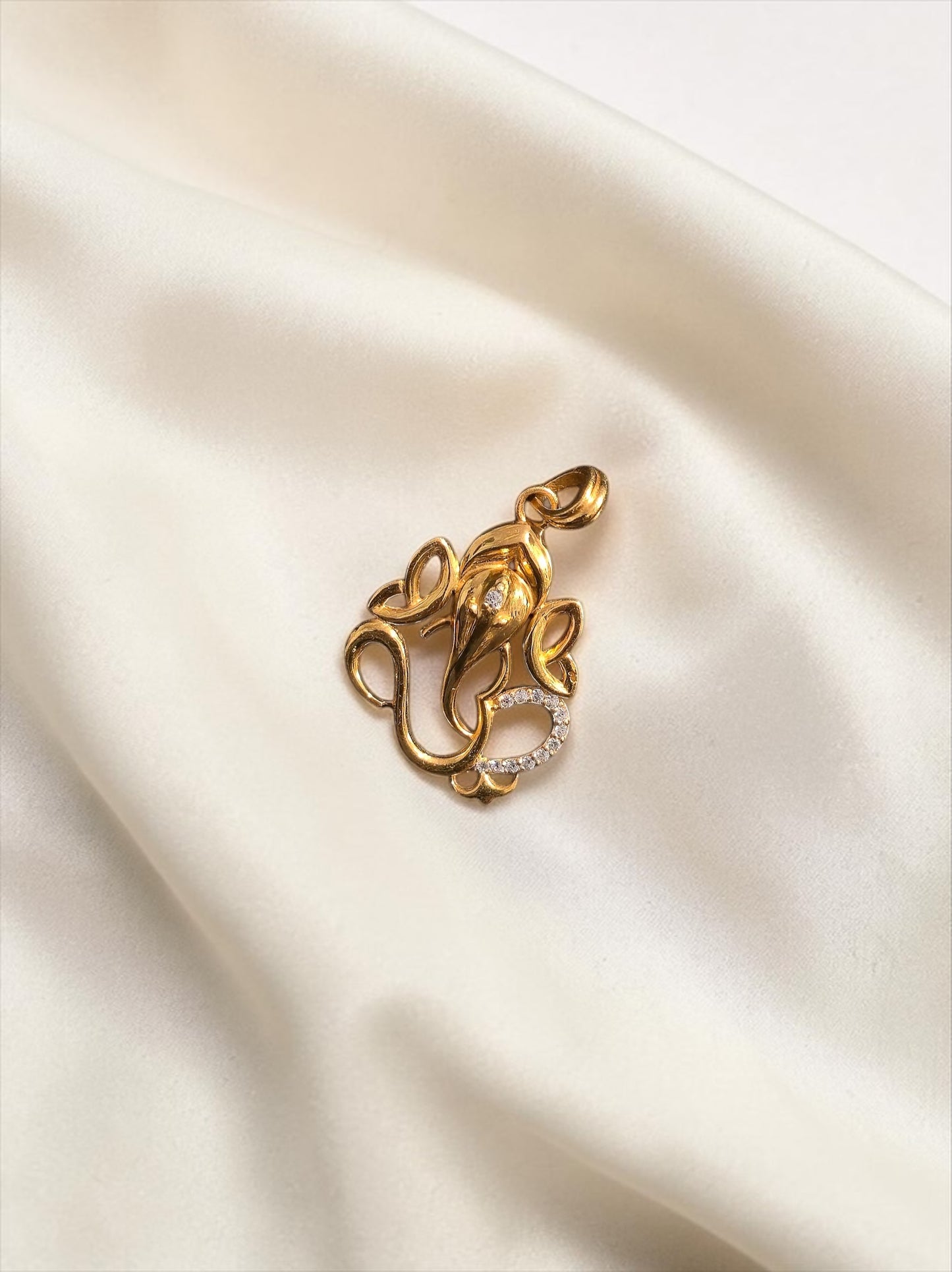 Diamond Look Ganesh 925 Silver Pendant