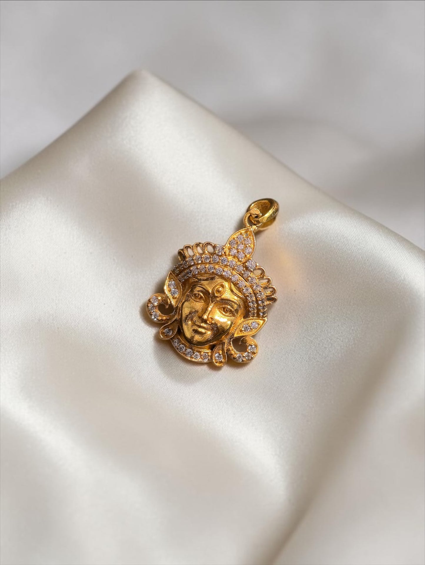 925 Silver Divine Shakti Diamond-Look Pendant