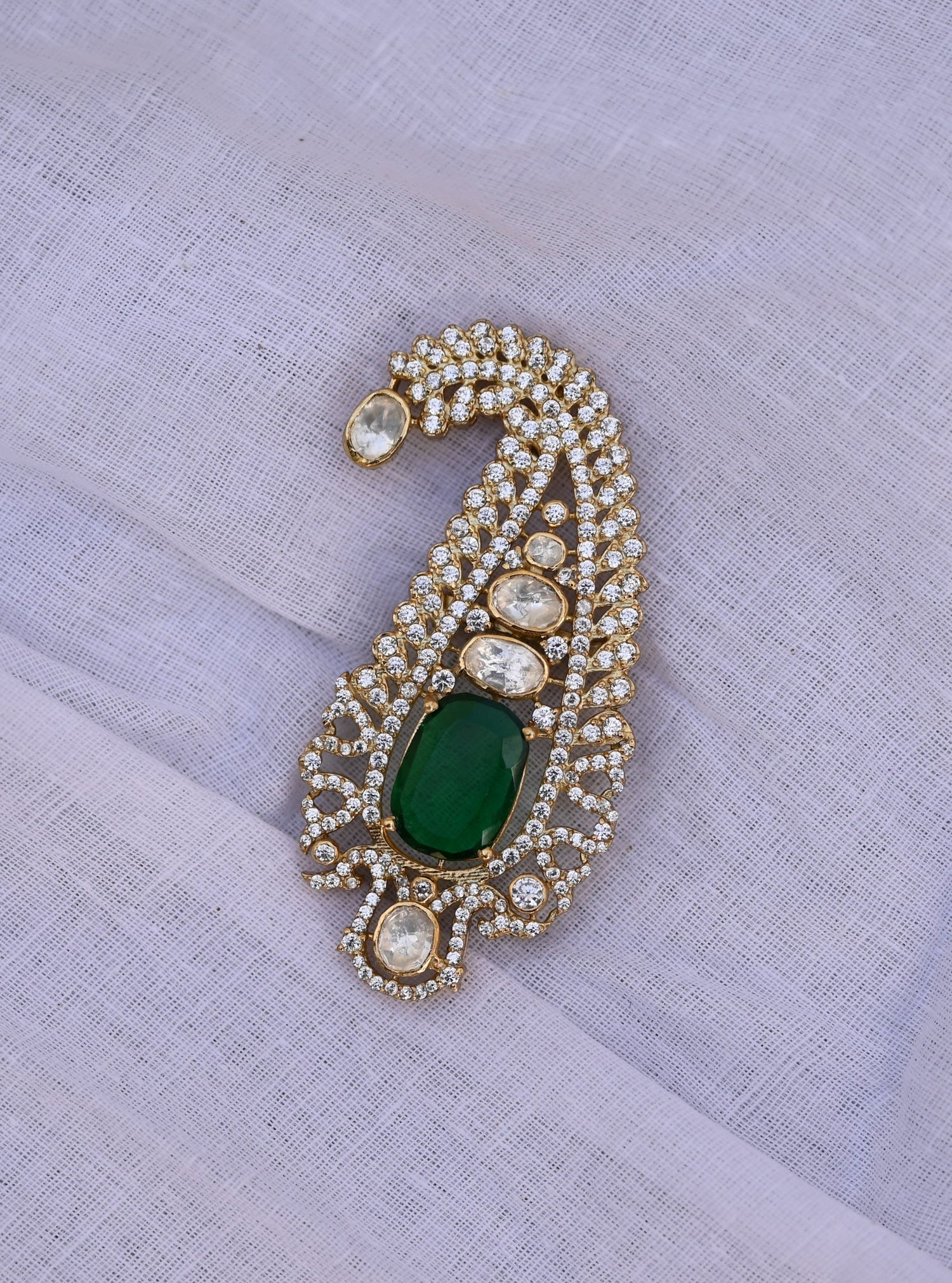 Raj-Ang Brooch Collection