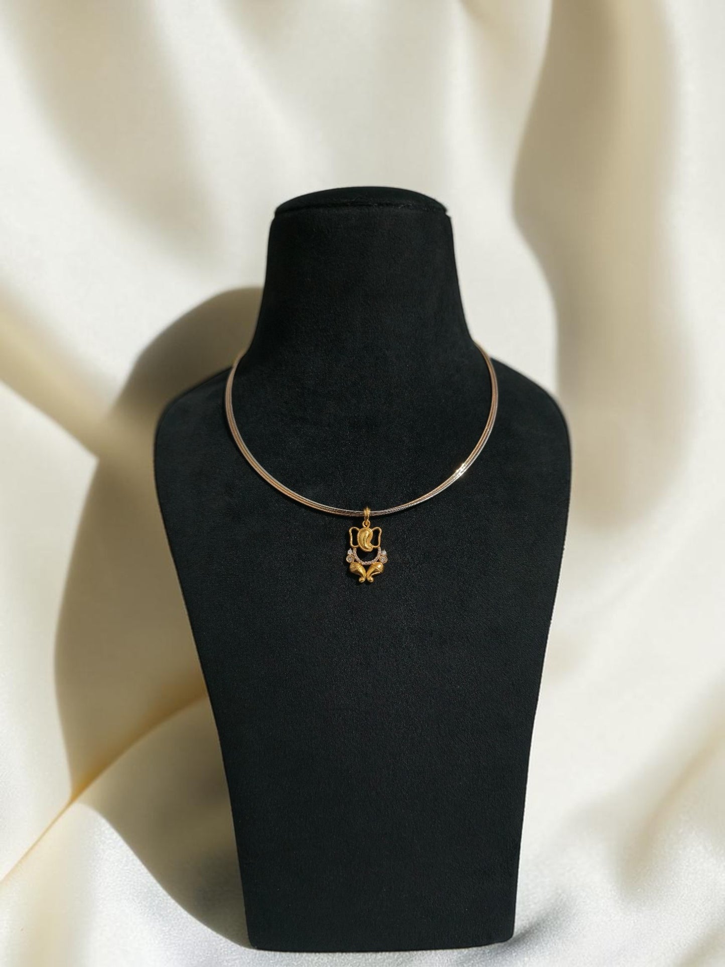 925 Silver Diamond Look Ganesh Pendant