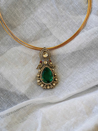 Pear-Shaped Green Majesty Pendant