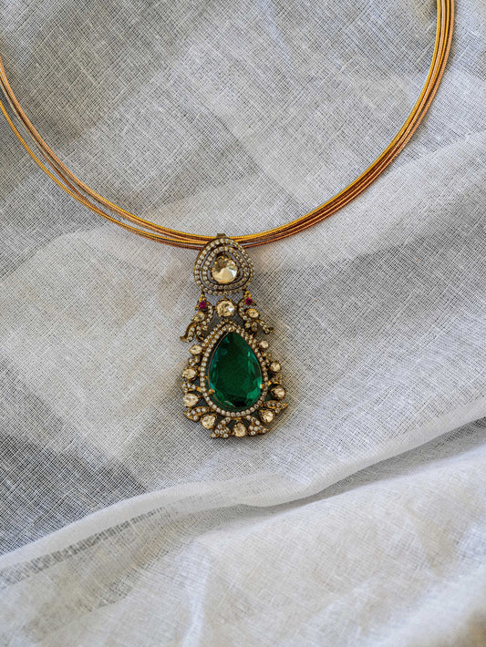Pear-Shaped Green Majesty Pendant