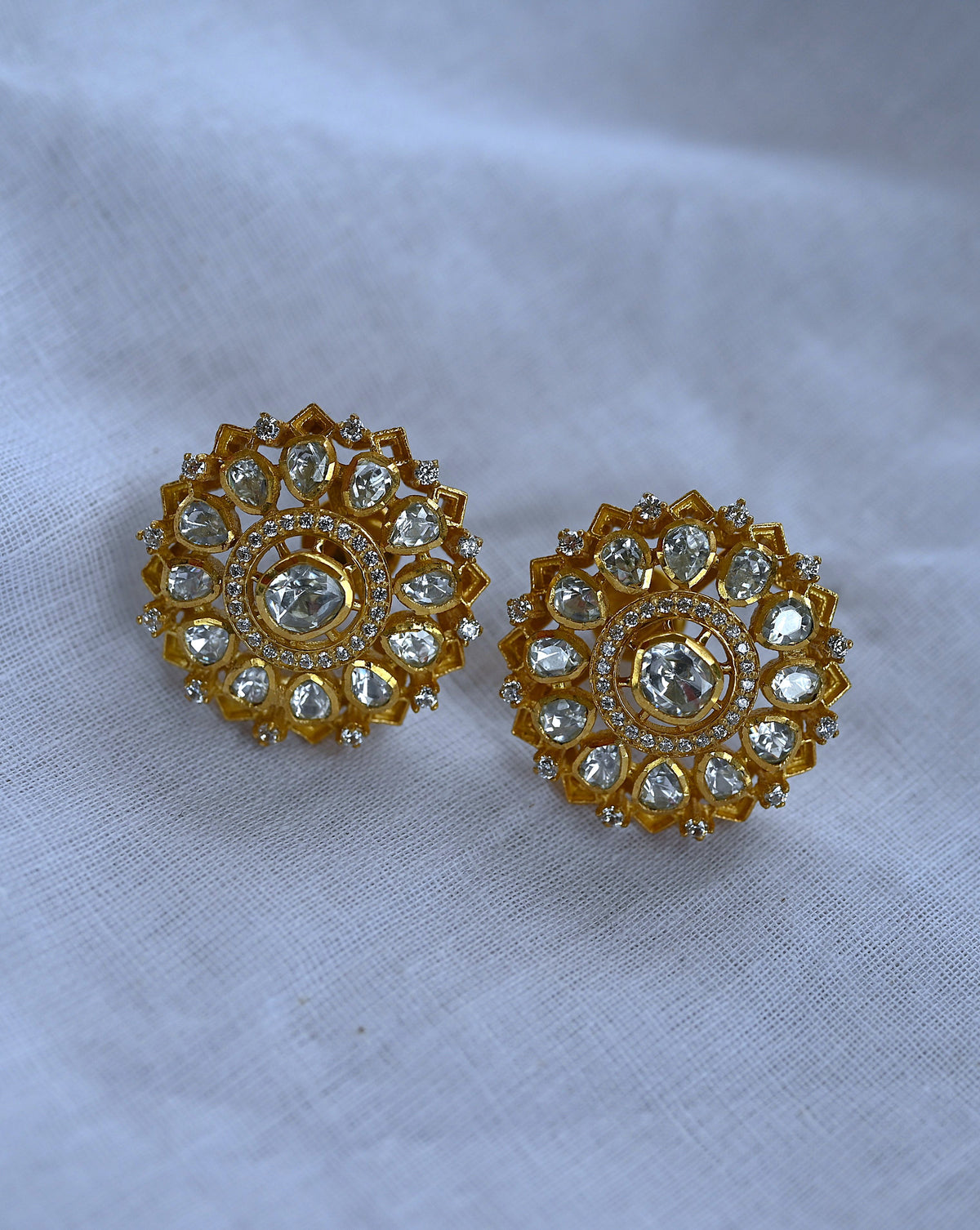 925 Silver Moissanite Polki Circular Floral Pendant Set