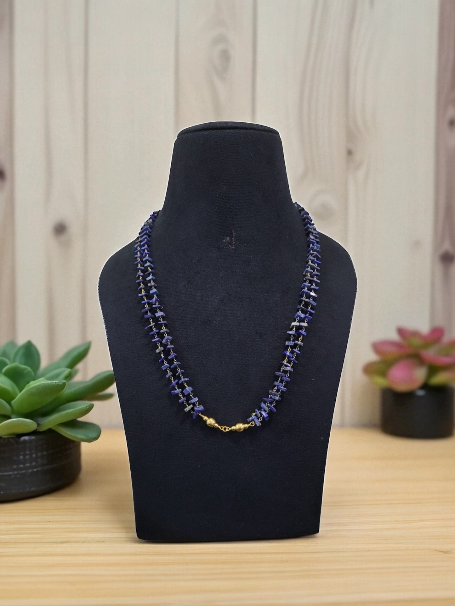 “Handcrafted Lapis Lazuli Bead Necklace with Gold-Tone Clasp”