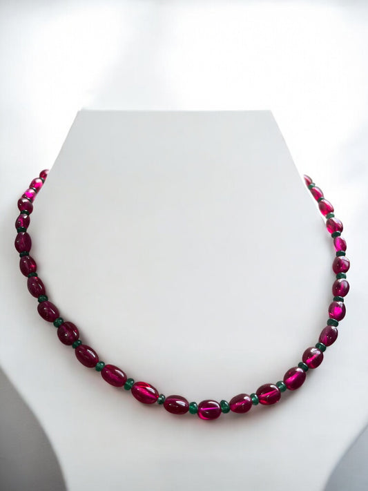 Ruby and emerald beaded necklace